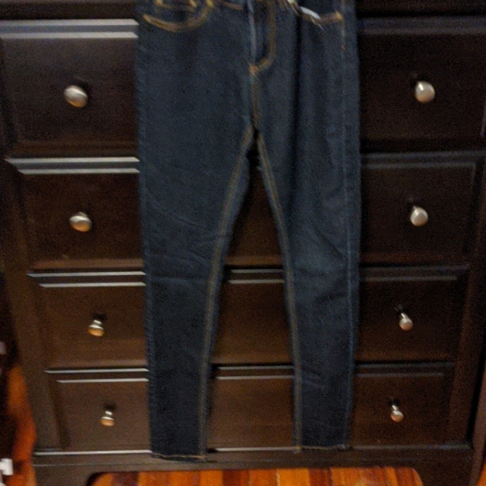 Jeans - Picture 2 of 3